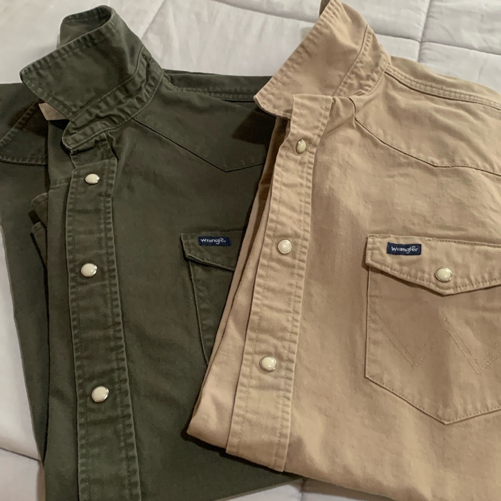 Bundle of 2 Wrangler shirts